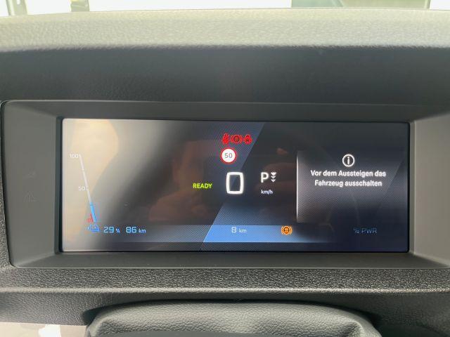 Peugeot e-Expert L2 (75kWh)