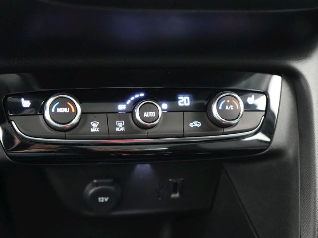 Corsa-e F FACELIFT ELECTRIC 50kWH AT+LED LICHT+R