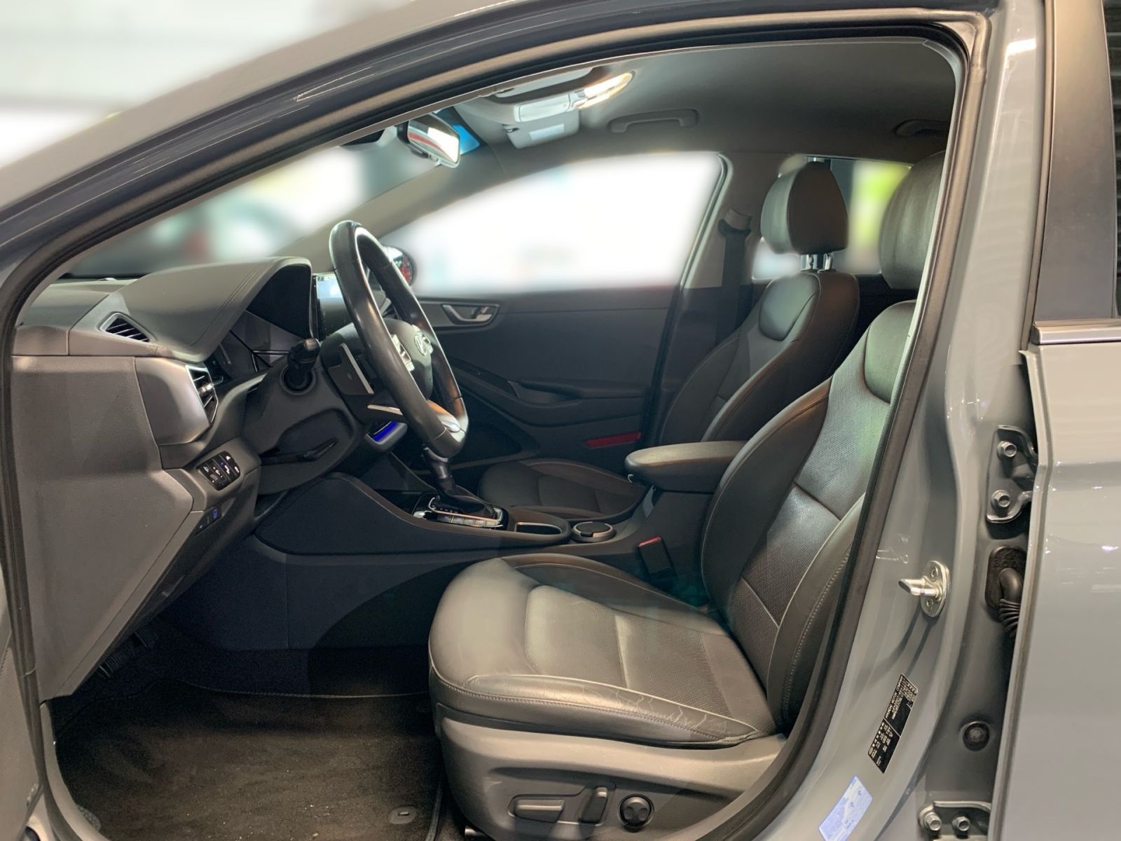 Fahrzeugabbildung Hyundai IONIQ 1,6 GDI Premium-Paket Hybrid