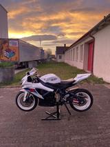Suzuki GSXR 600 - SUZUKI GSXR 600