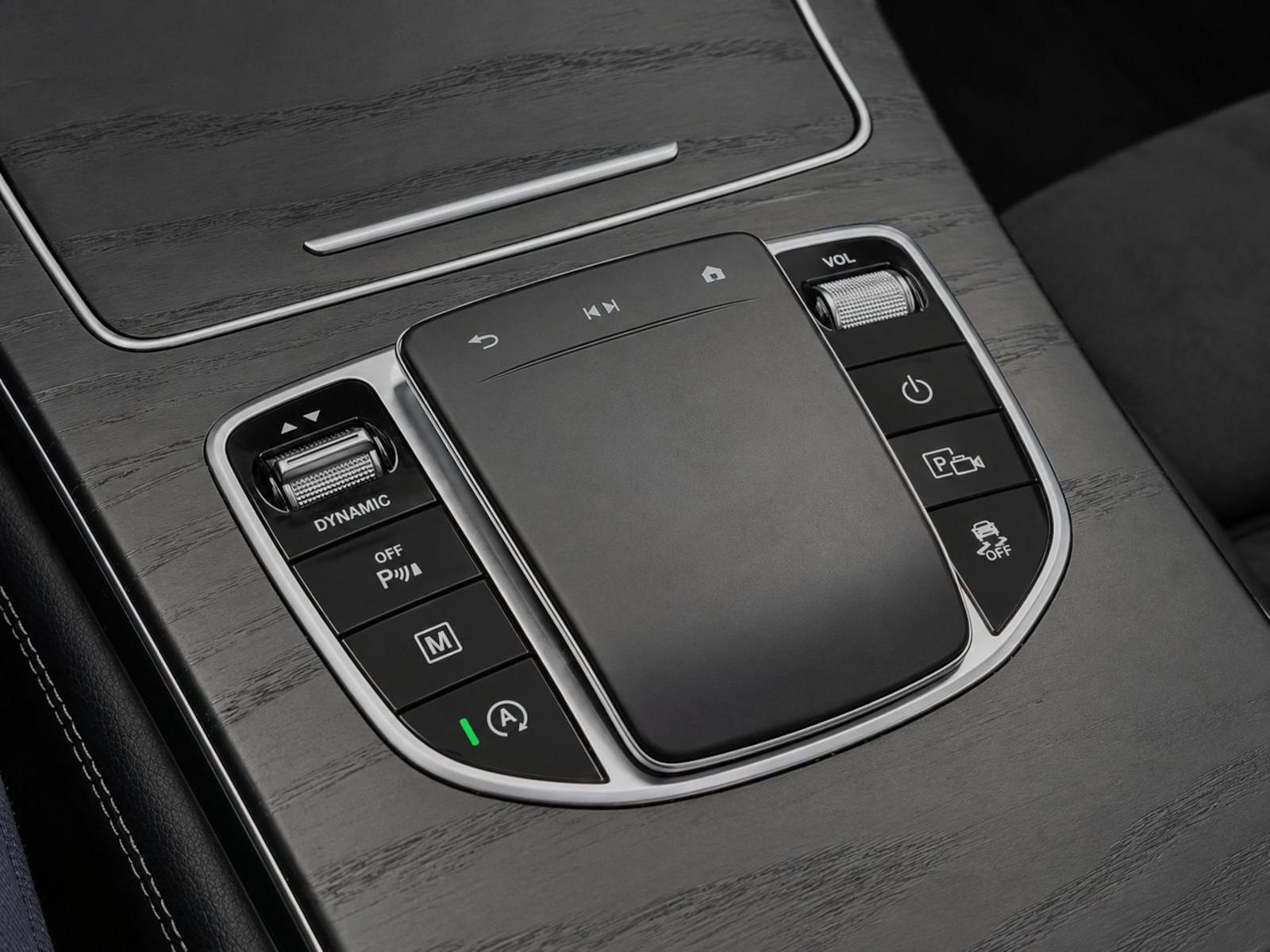 Mercedes-Benz GLC 300 4Matic AMG 360° S-DACH BURMESTER NIGHT 2