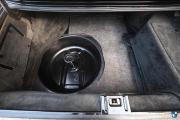 صورة مصغرة 20 لـ 1988 BMW M5