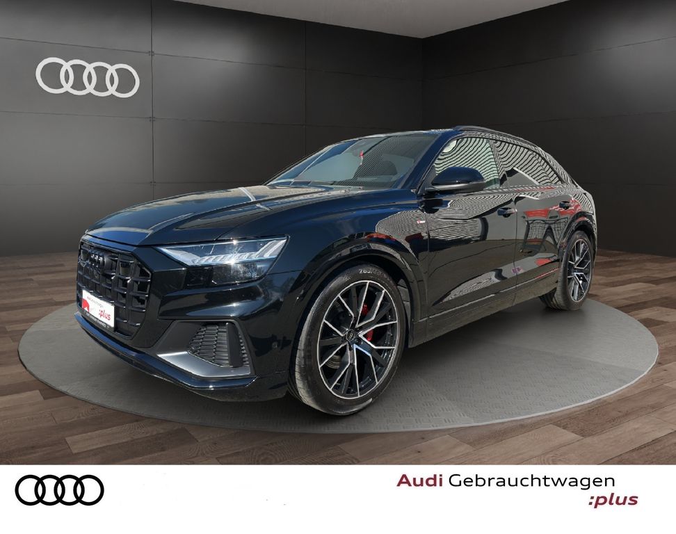 Image of Audi Q8