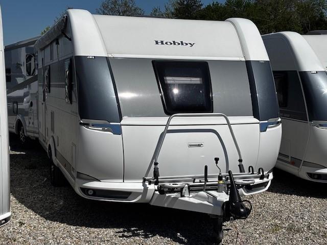 Hobby DE LUXE 560 KMFE Mover Klima E&P Hubstützen