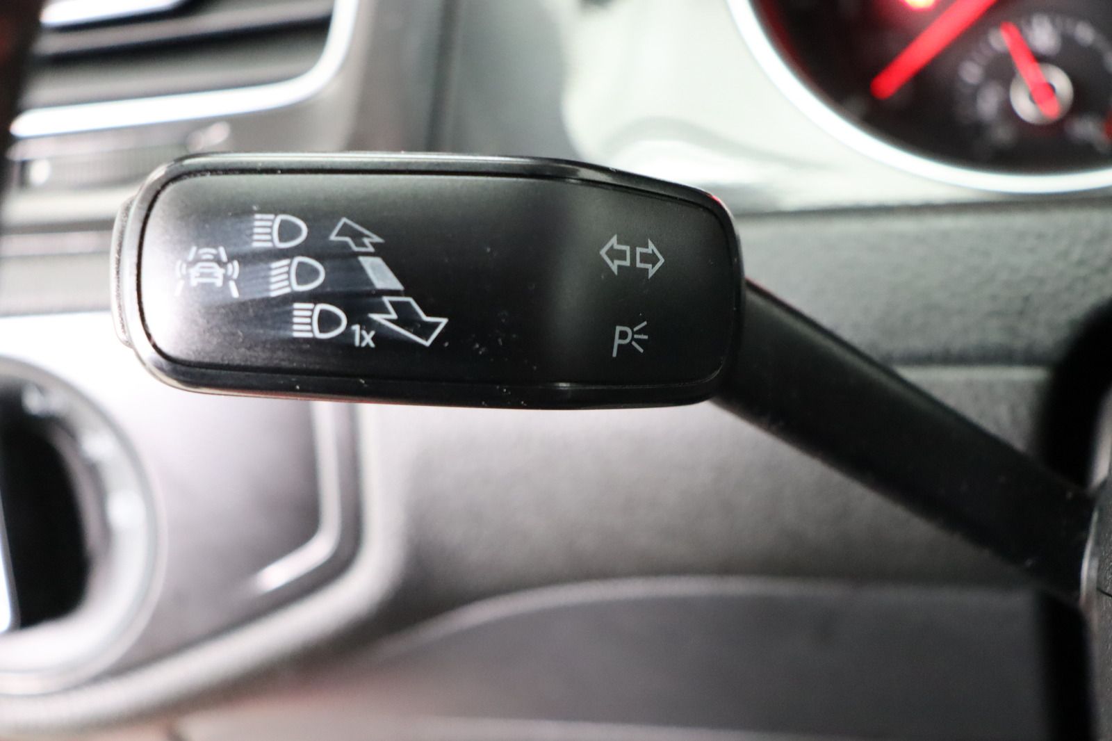 Fahrzeugabbildung Volkswagen Golf 2.0 TSI GTI * Standheizung * PDC