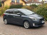 Kia Carens top Zustand - Kia Carens in Frankfurt (Main)