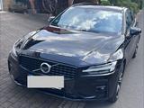 Volvo V60 D4 AWD Geartronic R Design R Design - Volvo V60: Geartronic