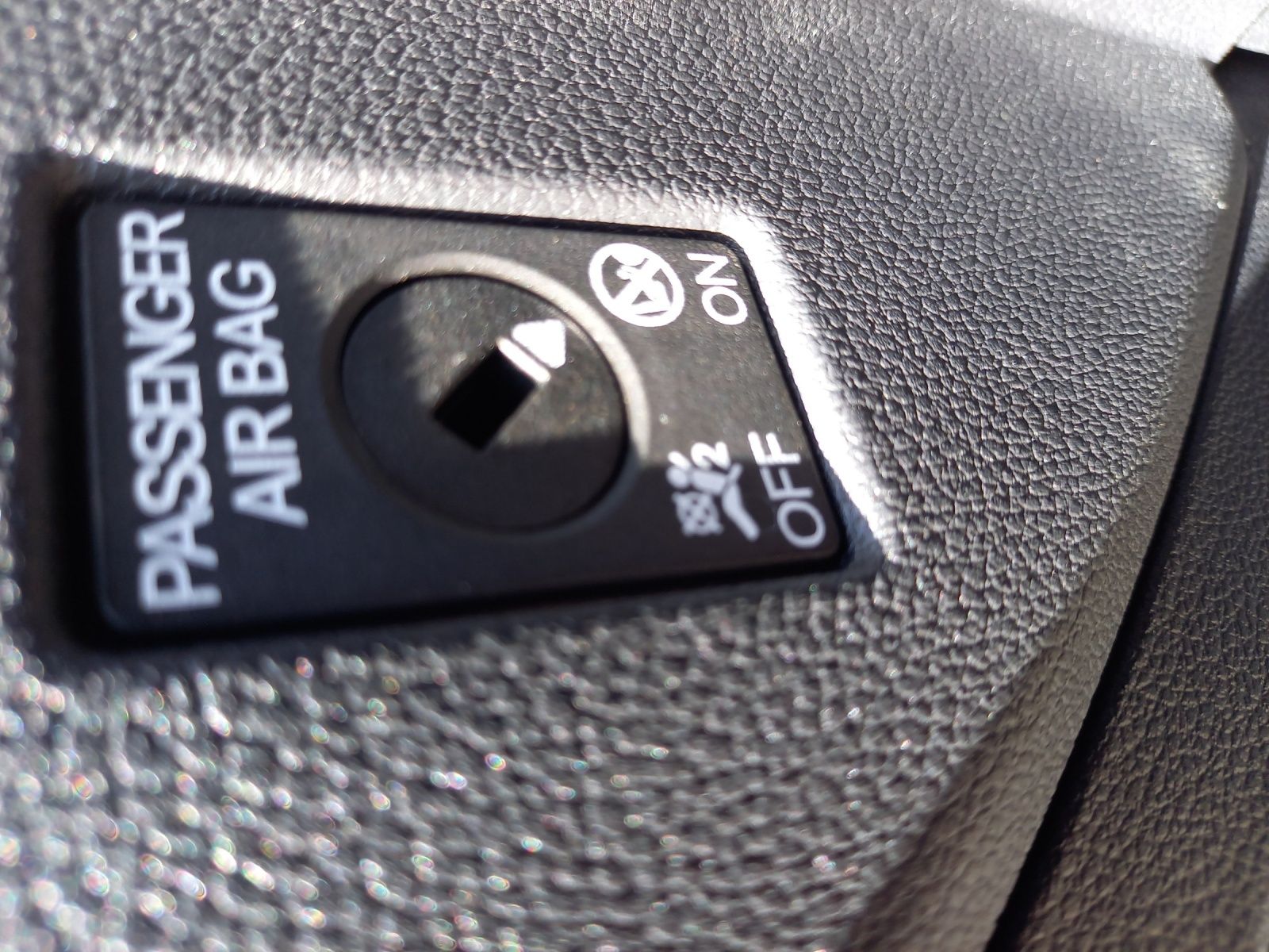 Fahrzeugabbildung SKODA Fabia 1.0 Ambition LED Klima DAB GRA PDC KLIMA L