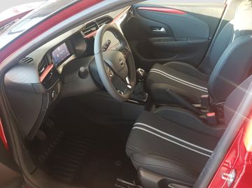 Fotografie 9 des Opel Corsa YES Sitz-/Lenkradheizung Allwetterreifen