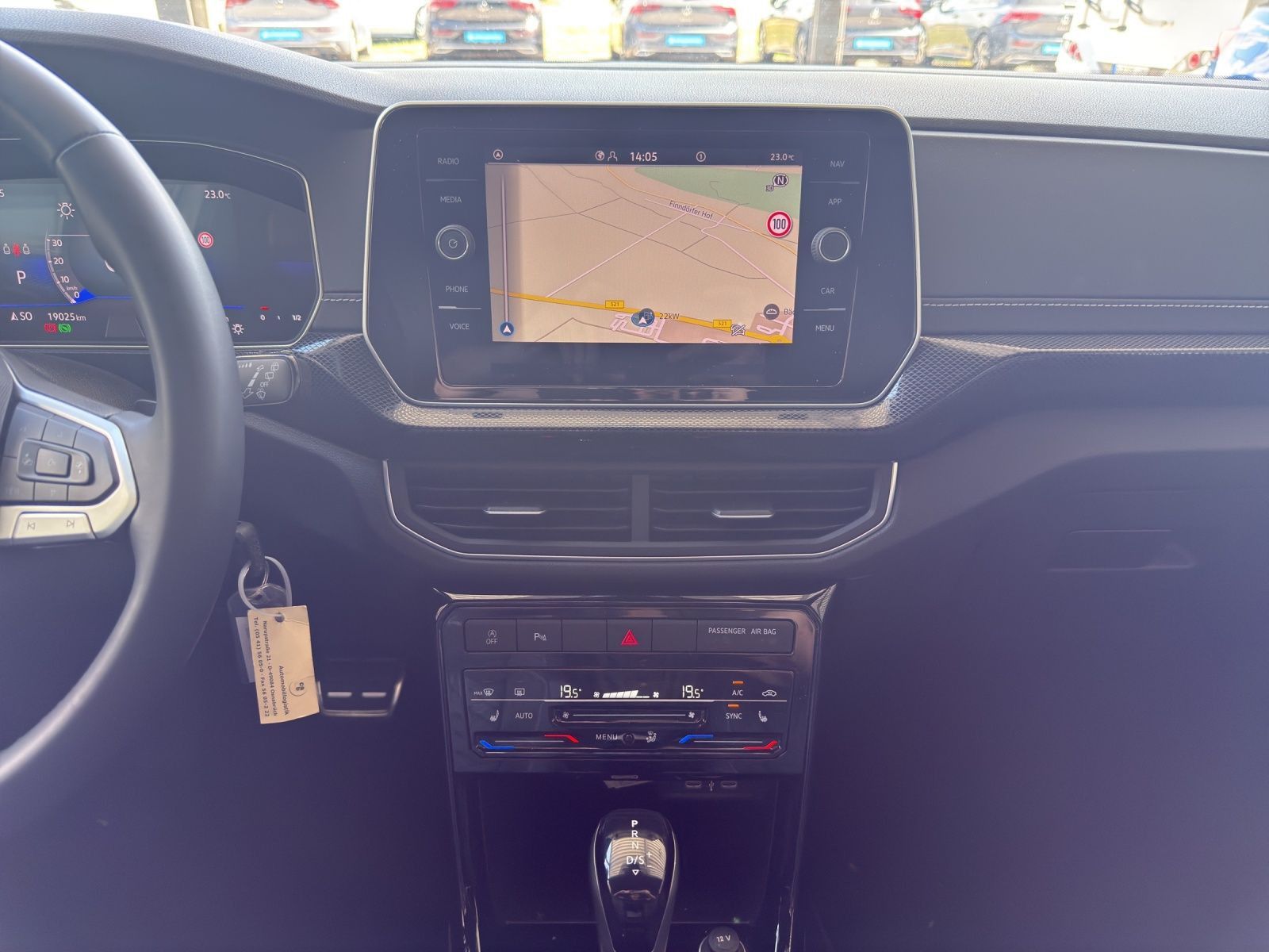 Volkswagen T-Cross - Bild 8