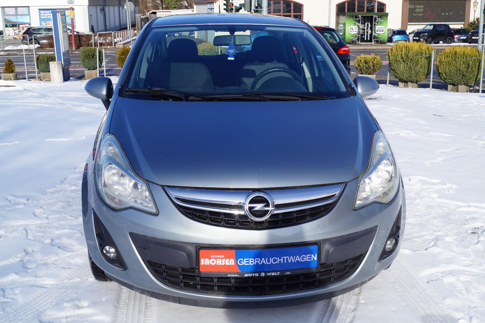 Opel Corsa D Satellite