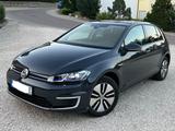 Volkswagen e-Golf SoH 94% ACC CCS Nav 8-f. bereift TÜV 2/28