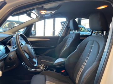 BMW 216 Gran Tourer *LED*NAVI*TEMPOMAT*DAB*PDC*AHK*
