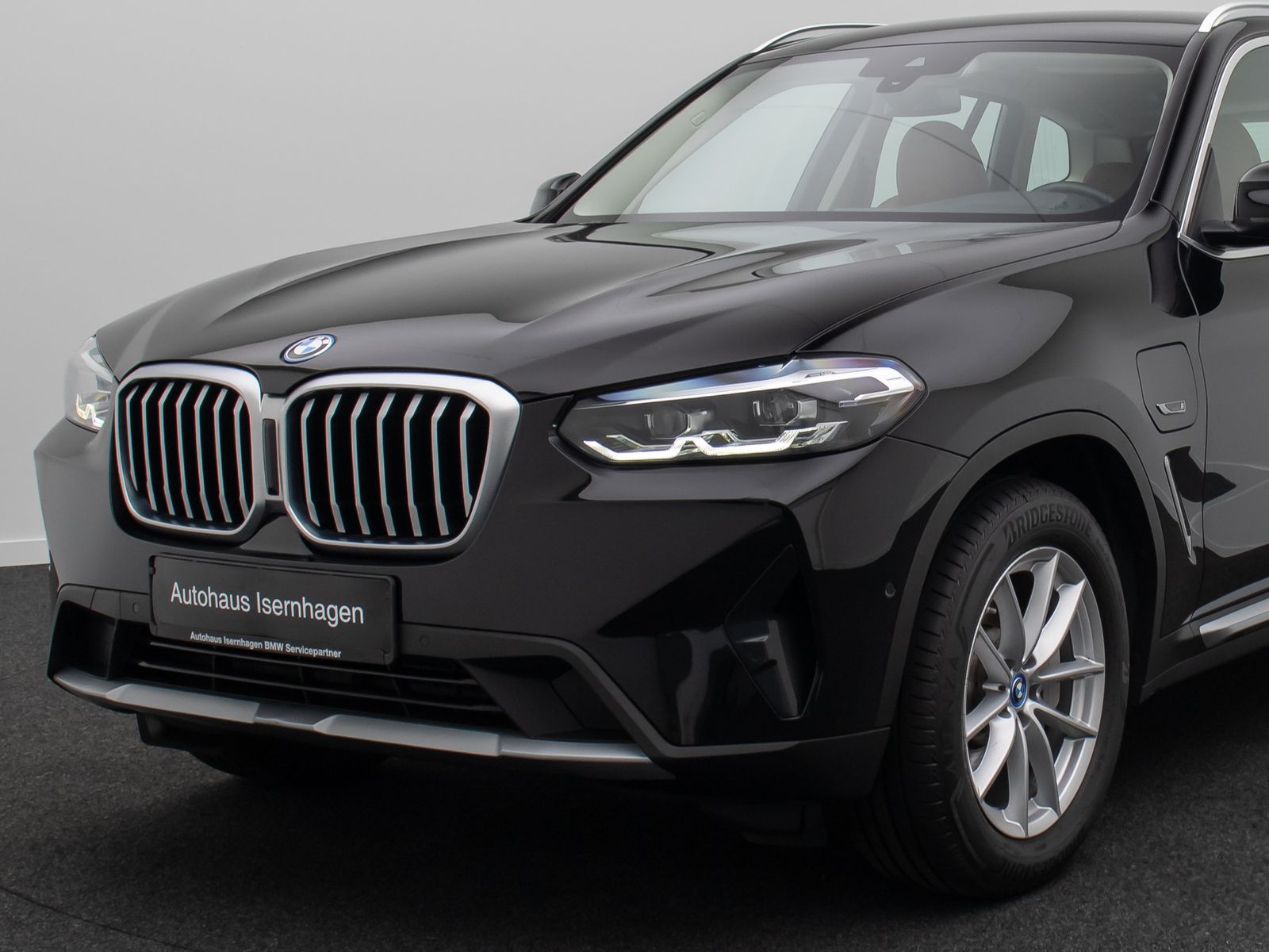 Fahrzeugabbildung BMW X3 xD30e Kamera DAB Sportsitz AHK Leder 18Zoll