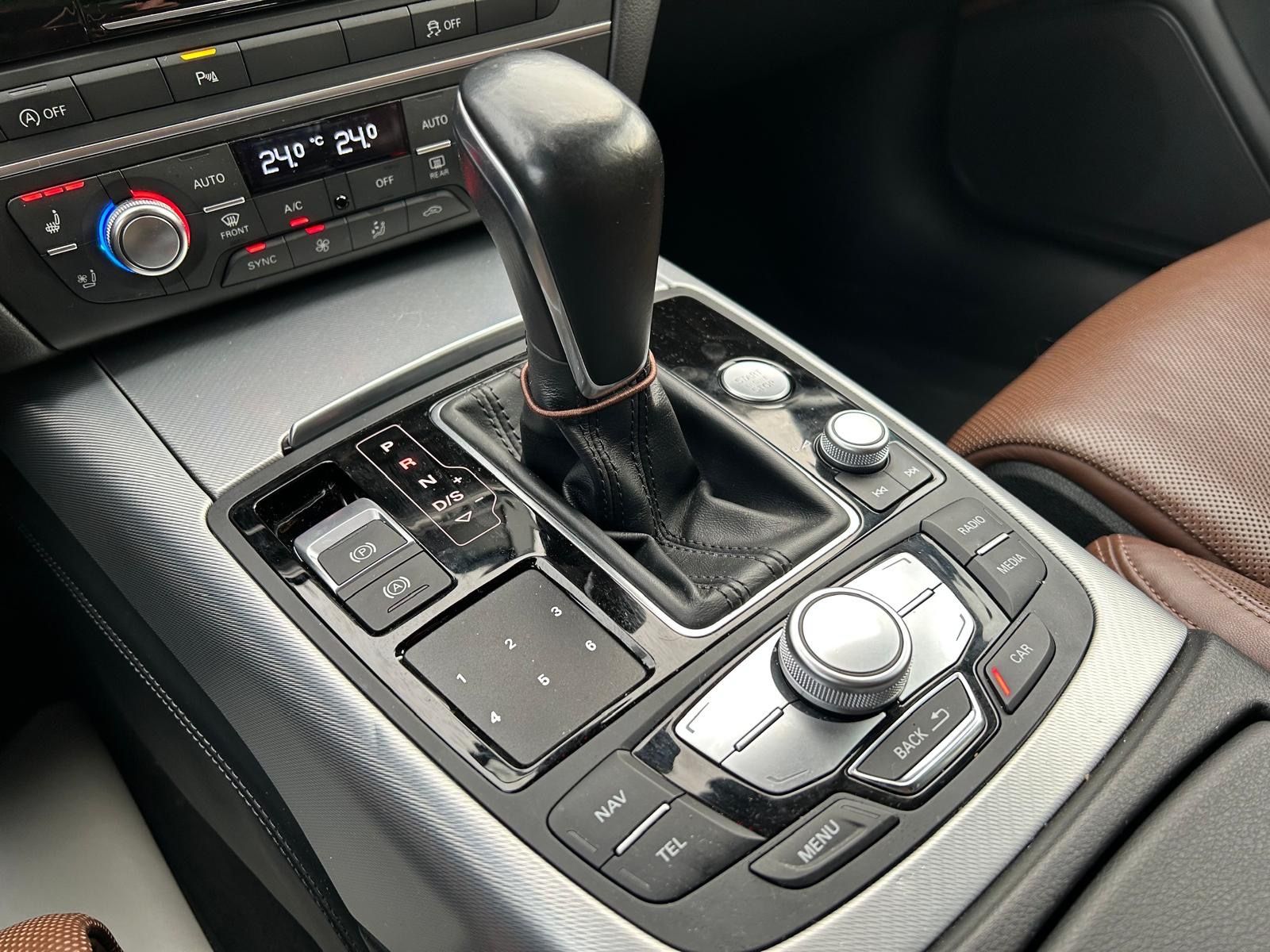 Fahrzeugabbildung Audi A6 Avant 3.0 TDI quattro°S Line°HeadUp°Matrix°