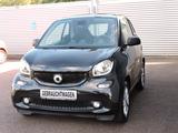 Smart ForTwo Coupe DCT Passion Navi Sitzhzg Pano HUneu - Smart in Stuttgart