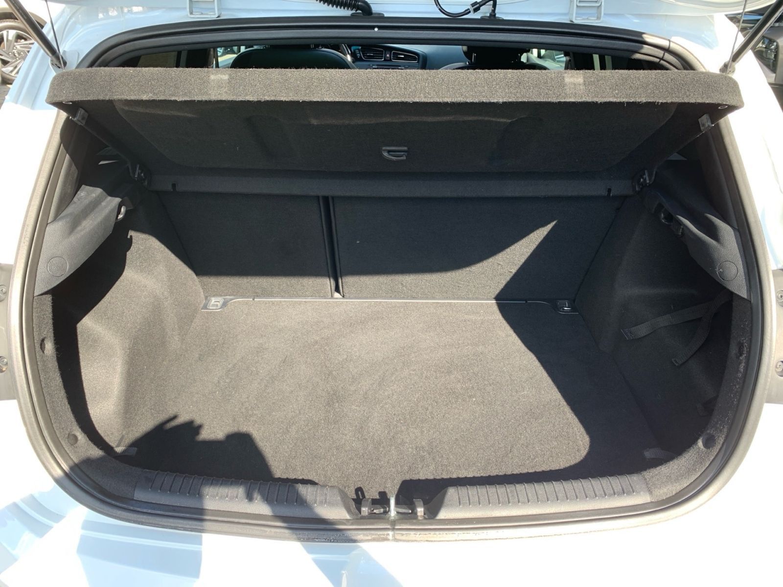 Fahrzeugabbildung Kia Ceed GT-Track 1.6 T-GDI Navi PanDach EXPORT