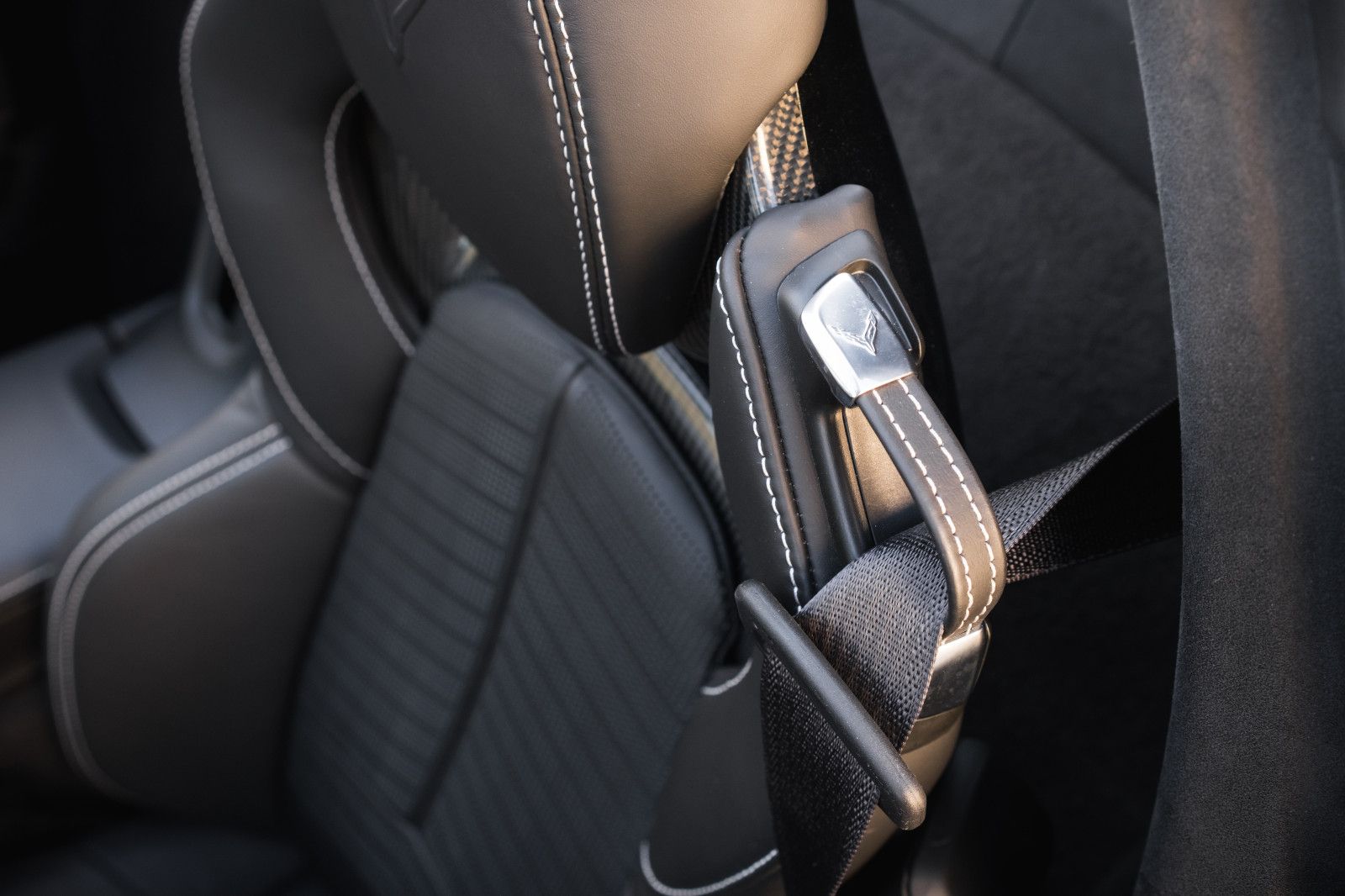 Fahrzeugabbildung Corvette C8 Cabrio-Z51-Stingray-70J.Edition-EU.Ausf.-3LT