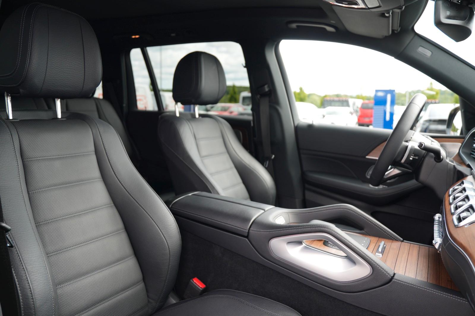 Mercedes-Benz GLS 450 4-Matic AHK PANO 23-Zoll AMG-Line
