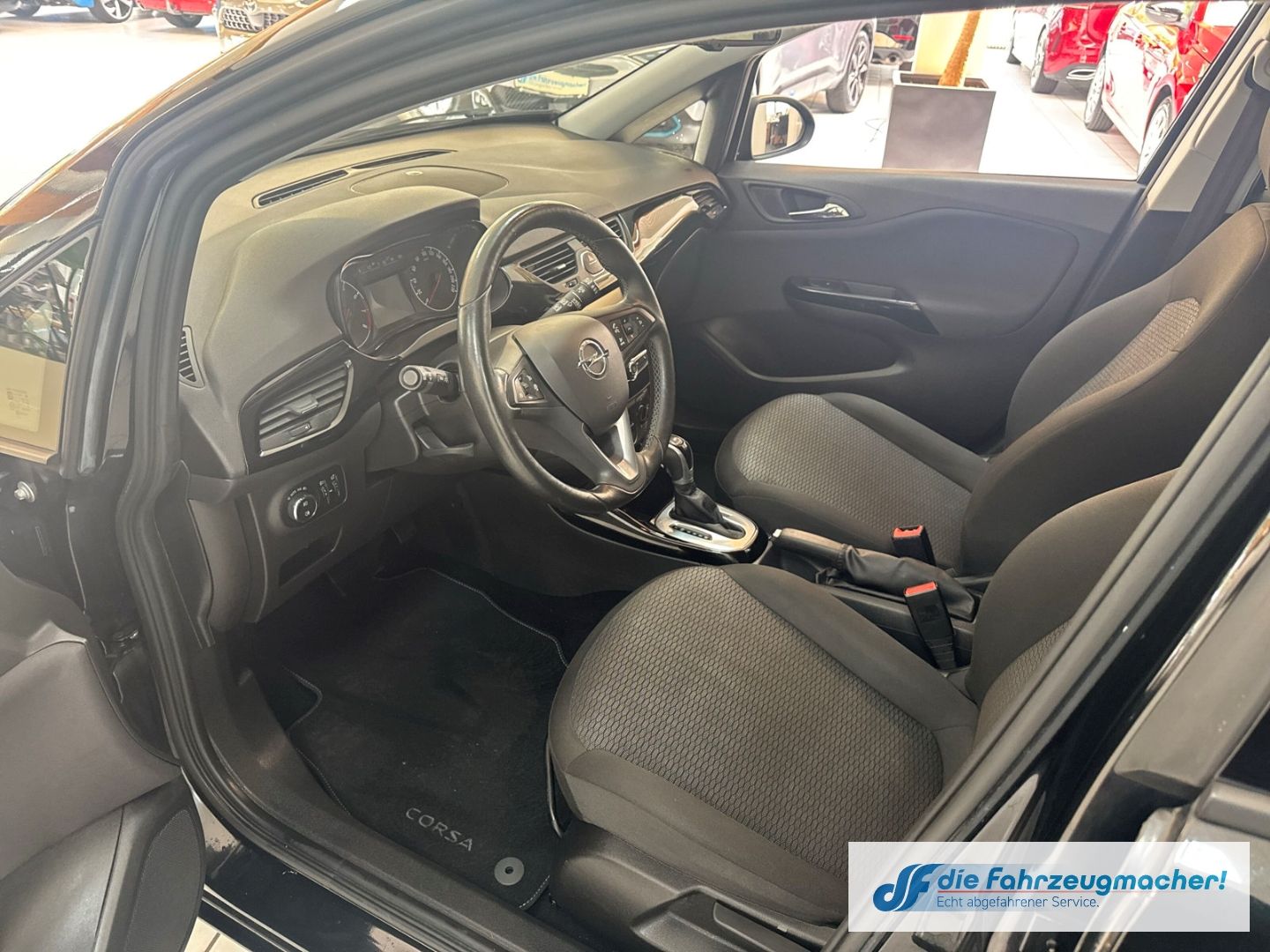 Fahrzeugabbildung Opel Corsa E Active Apple CarPlay Android Auto SHZ Le
