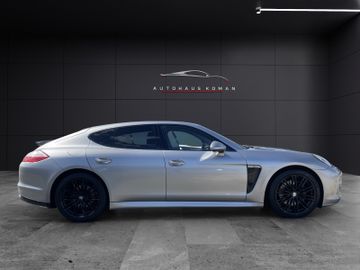 Porsche Panamera - 5