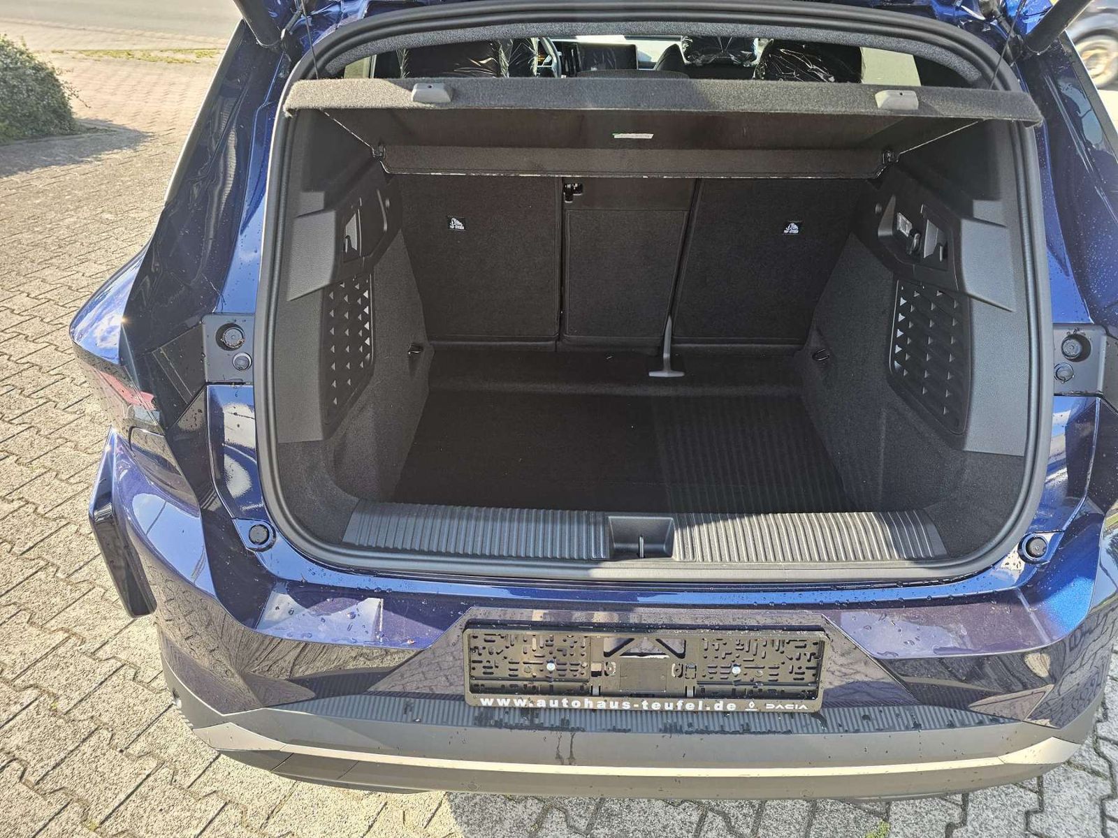 Renault Scenic E-TECH - Bild 6