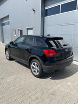 Audi Q2 1. Hand Leder Standheizung - Autos mit Automatikschaltung