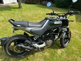 Husqvarna Svartpilen 125 - HUSQVARNA BENZIN 125