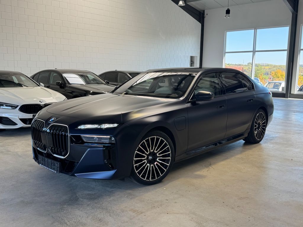 Image of BMW 750