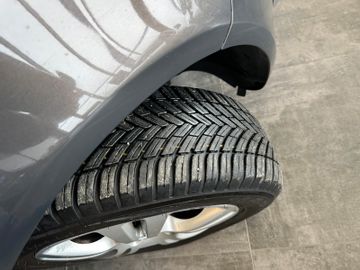 Opel Corsa D Selective *Klimaanlage*