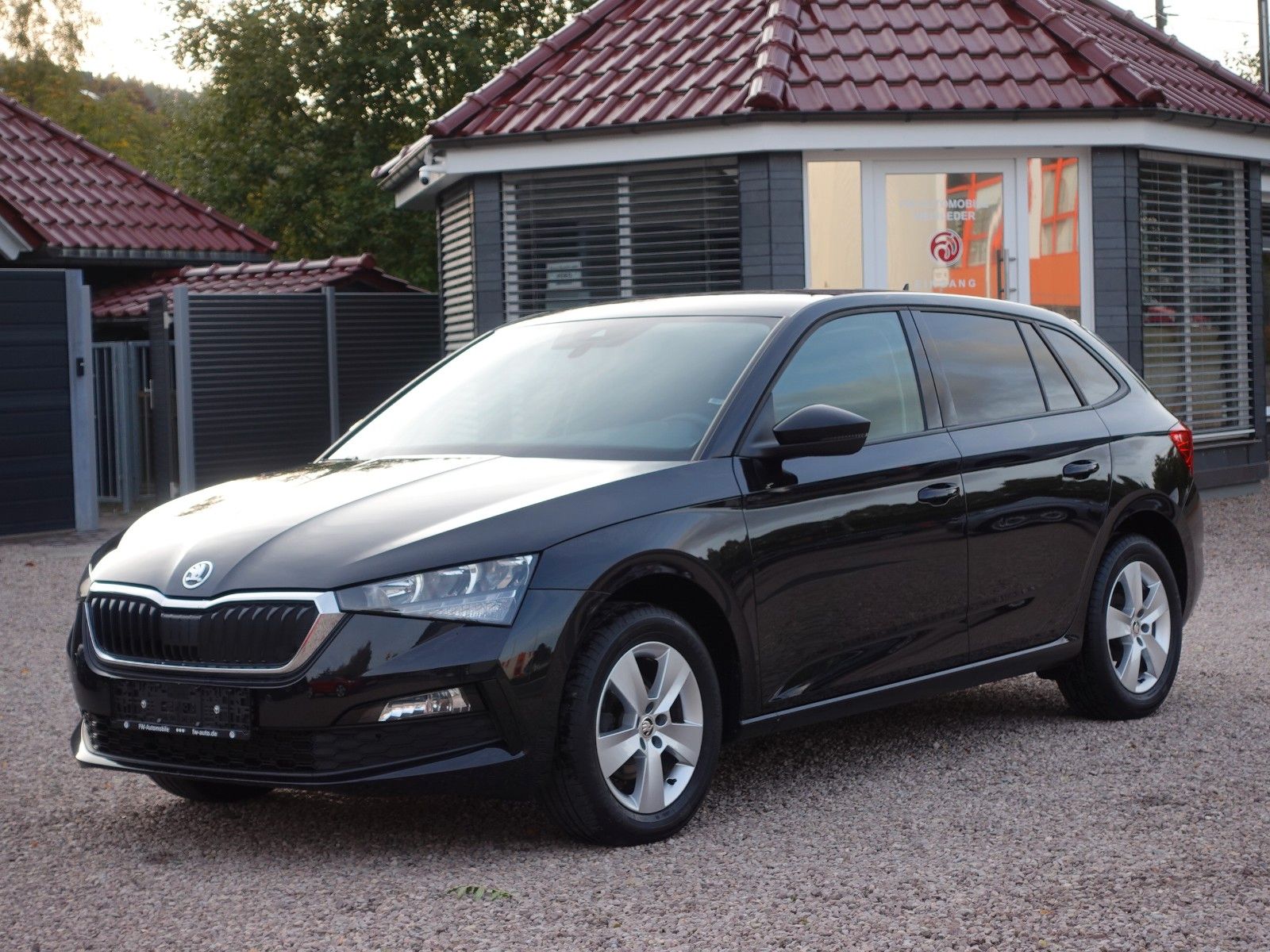 Fahrzeugabbildung SKODA Scala 1.0 TSI 81kW Ambition Business/LED/Navi/..