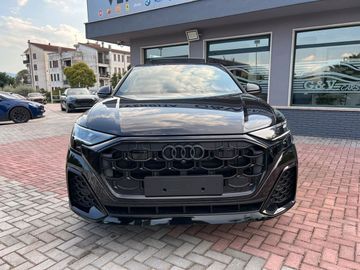 Audi Q8 - 2