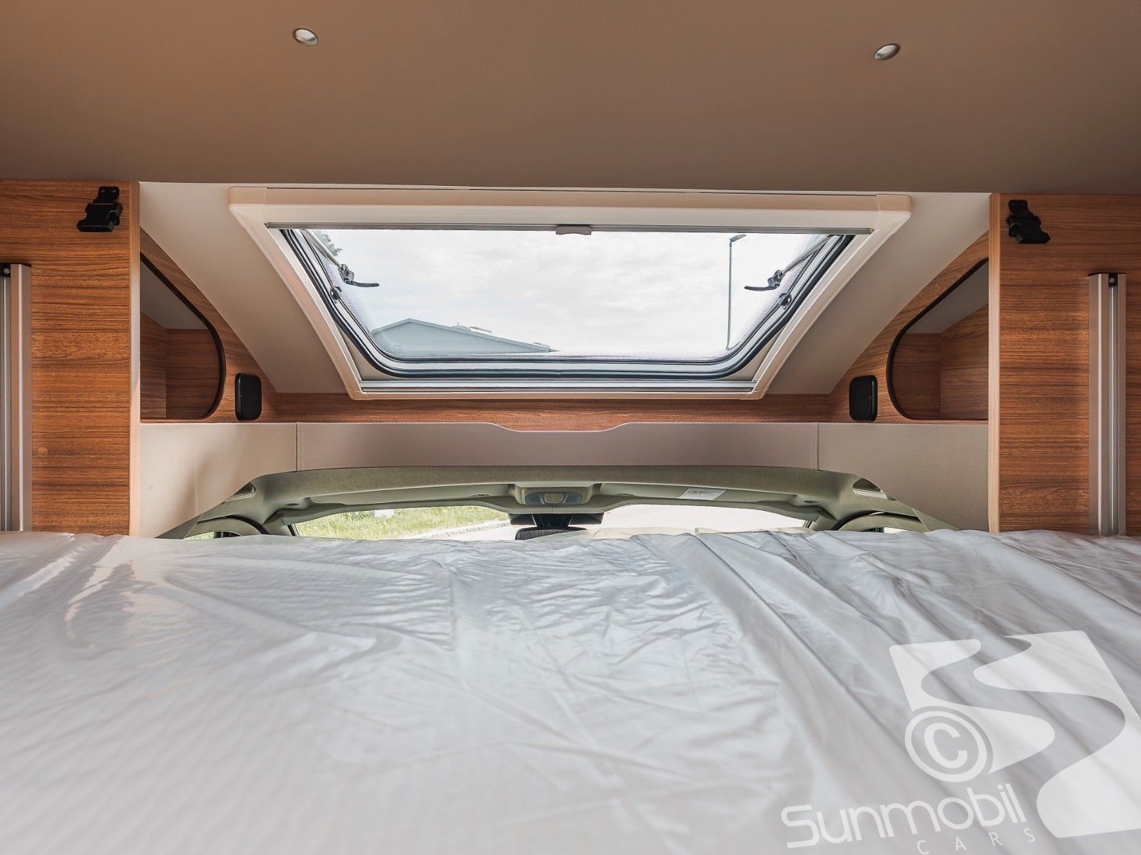 Fahrzeugabbildung Weinsberg CaraSuite 650 MEG SPICY #Autom #Lithium #Solar
