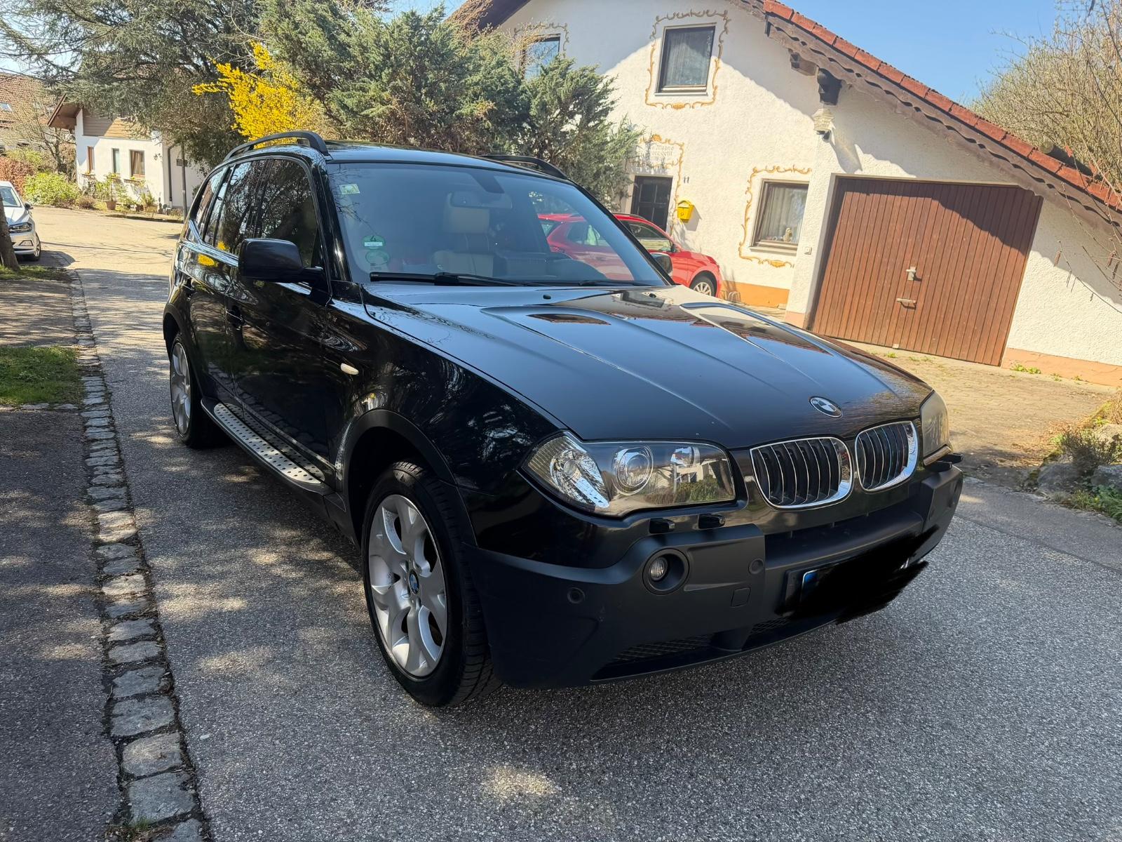 BMW X3 2.5i/automatik/Panorama/4X4/TÜV