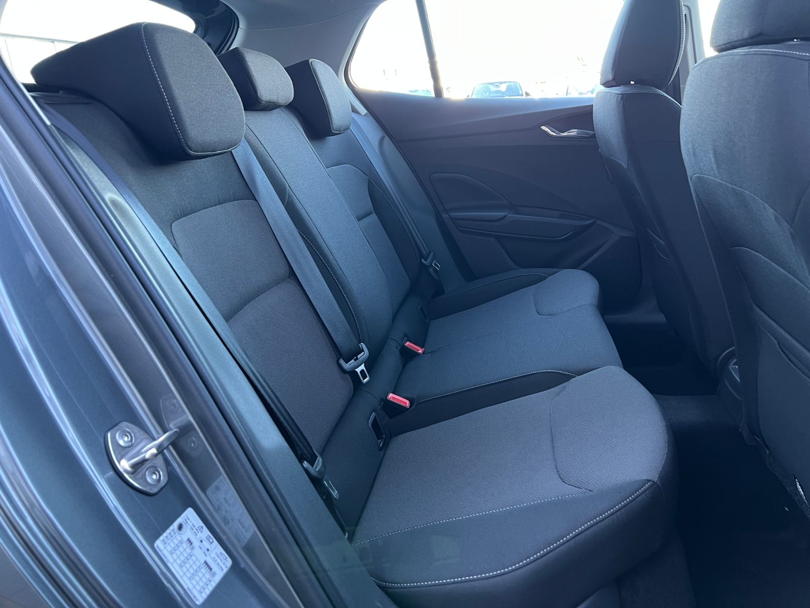 Fahrzeugabbildung SKODA Fabia Selection 1.0 TSI DSG *LED, KESSY, Rückfah