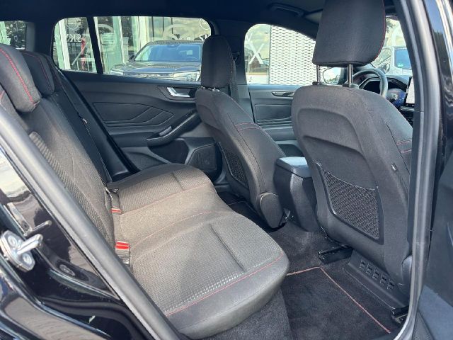 Ford Focus Turnier 1.0 ST-Line X HUDAHK