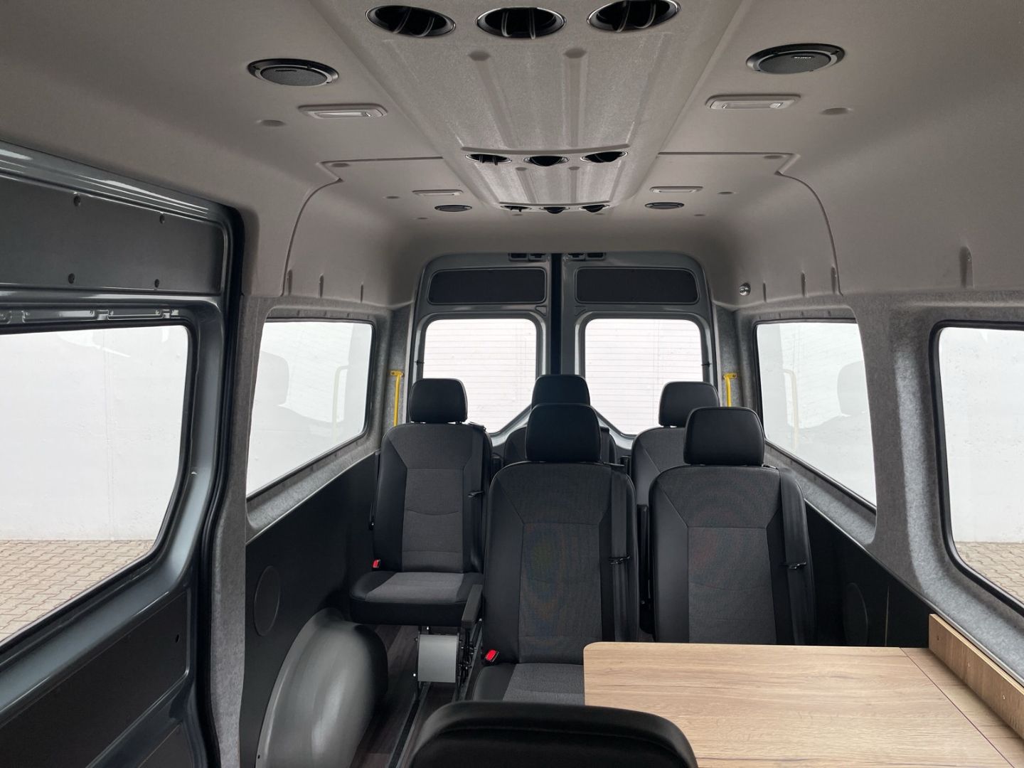 Crafter 35 2.0 TDI Autom. 9-Sitzer/LED/Standhzg/