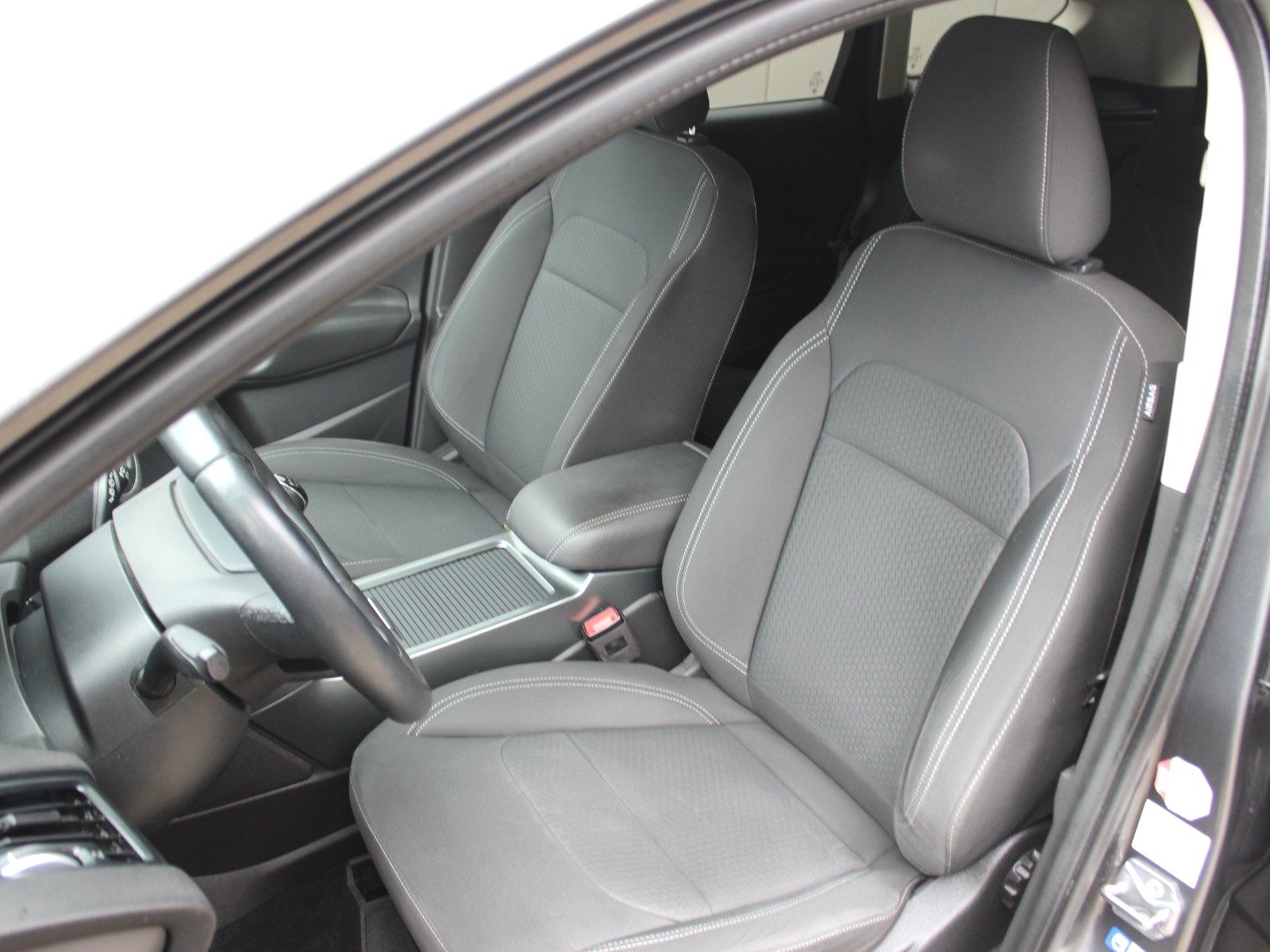 Fahrzeugabbildung Ford Kuga Cool & Connect 1,5 EcoBoost 4x2