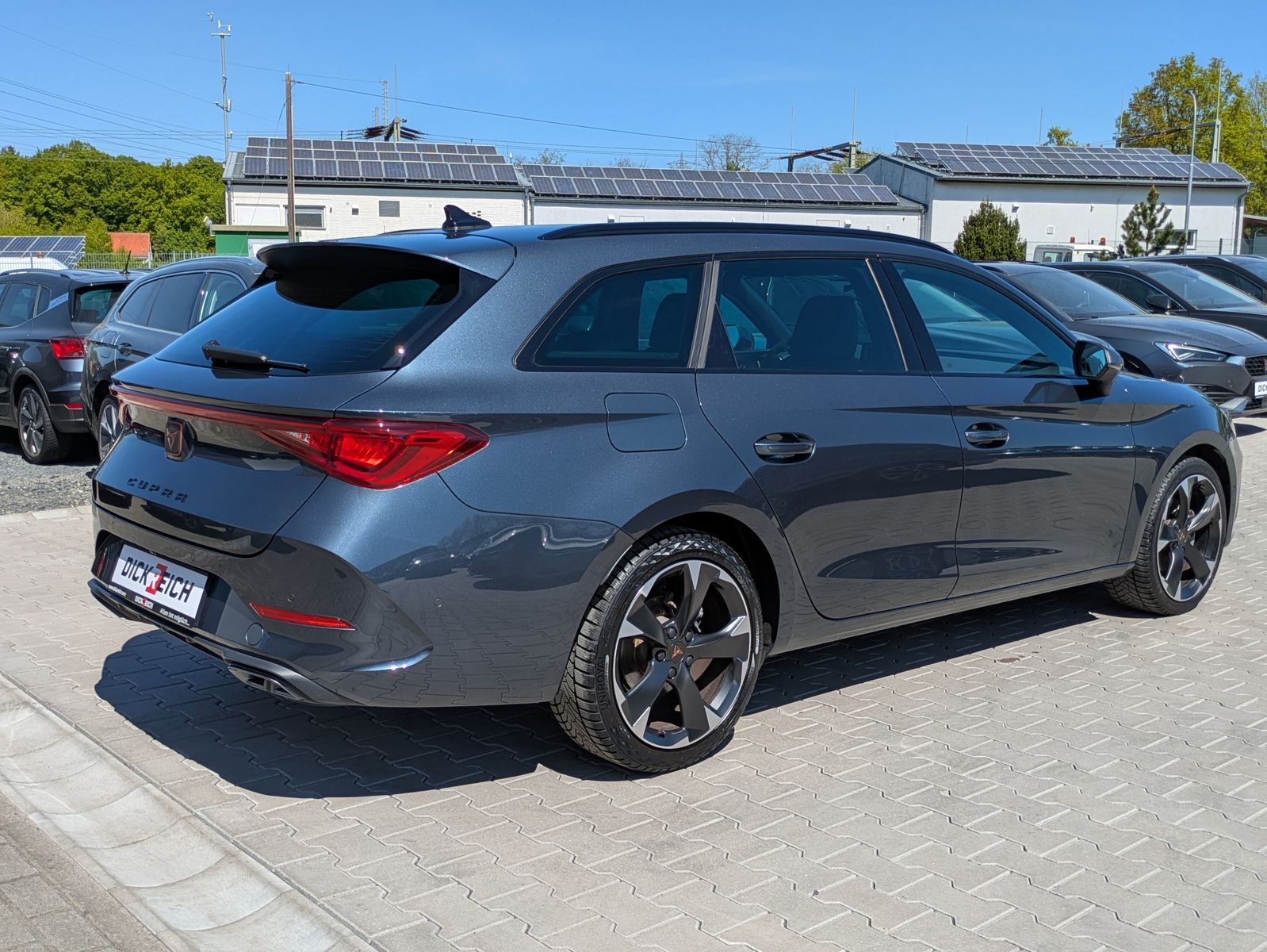 Fahrzeugabbildung CUPRA Leon 1.5 eTSI DSG MATRIX-LED*ACC*AHK*KAMERA*18"