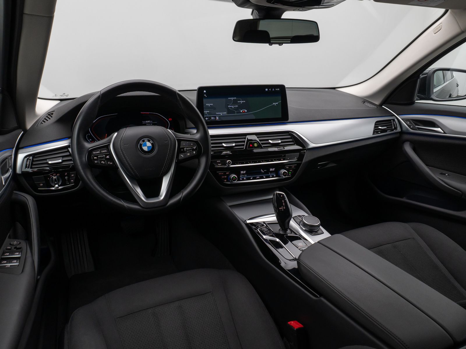 Fahrzeugabbildung BMW 520d xD Kamera Laser HUD DAB HiFi Stop&Go MSport