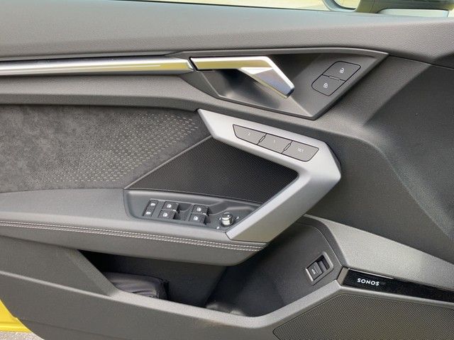 Fahrzeugabbildung Audi A3 Allstreet 35 TFSI S tronic Matrix LED Interie