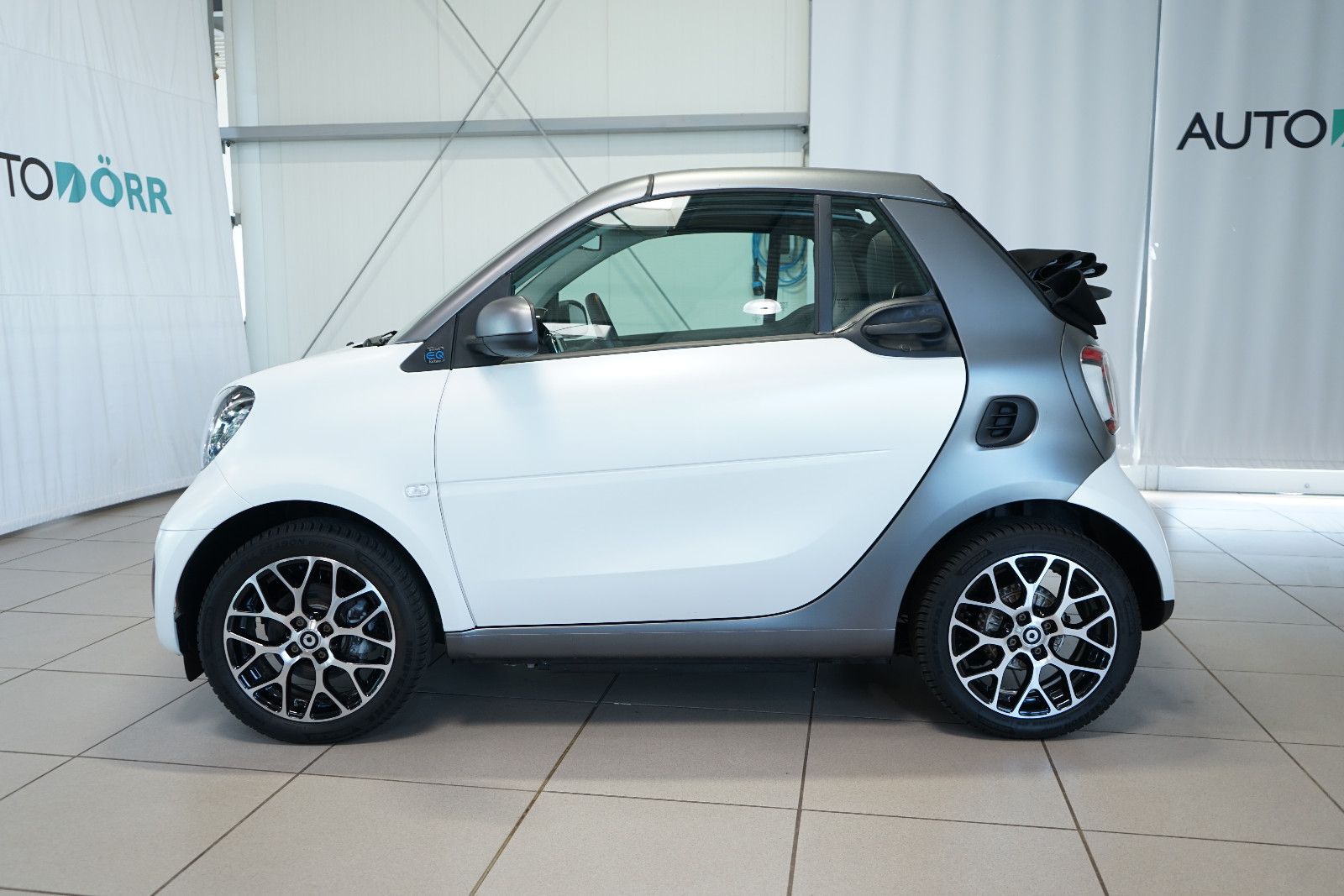 Smart ForTwo Cabrio EQ Prime JBL+Kamera+SHZ+Lenkradhz. imagem 2