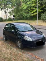 Fiat Grande Punto 1.4 8V Start Start - Fiat Grande Punto Gebrauchtwagen in Stuttgart