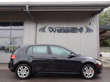 Volkswagen Golf - 7