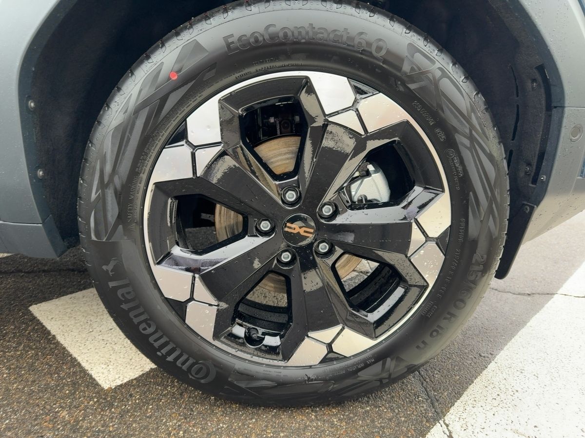 Fahrzeugabbildung Dacia Bigster Extreme TCe 140 City *  Winter+ Paket