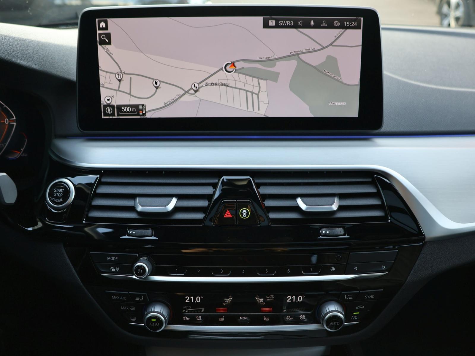 BMW 530 d xDrive M-Sport Pano Laser Memory HUD