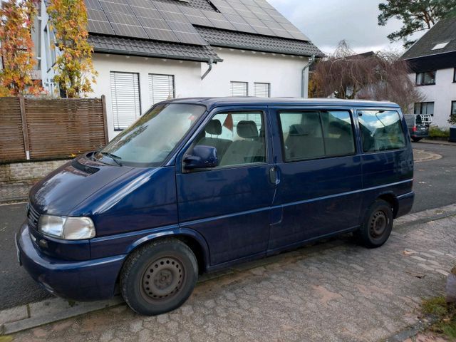 Volkswagen VW T4 Multivan blau Bus Kleinbus 7 Sitzer