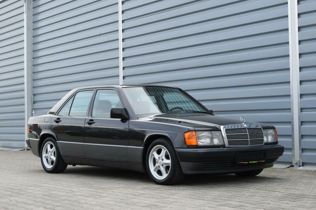 Mercedes-Benz 190 E Automatik * Velours/Klima/TOP-Zustand