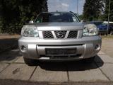 Nissan X-Trail 4x2 comfort 2.0 - Nissan X-Trail: Comfort