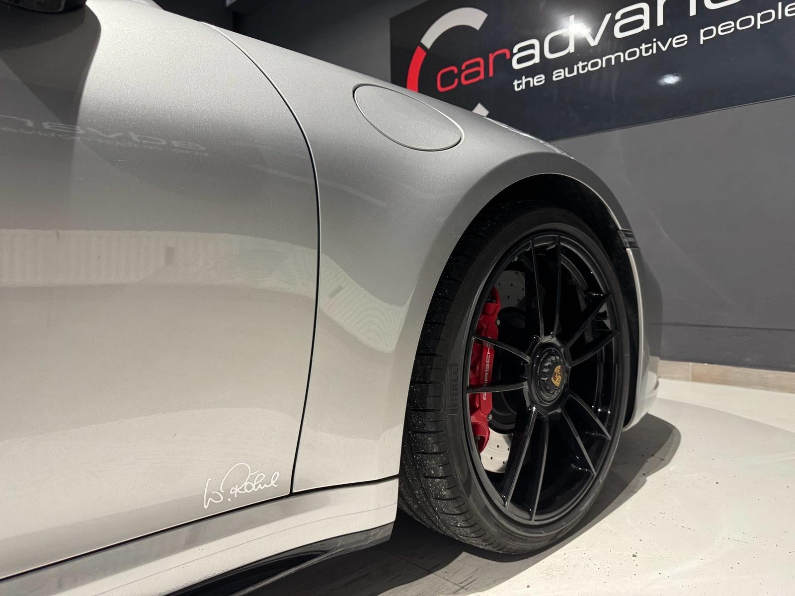 Porsche 911 Carrera GTS APPROVED*3*JAHRE/ VOLL LEDER – 18